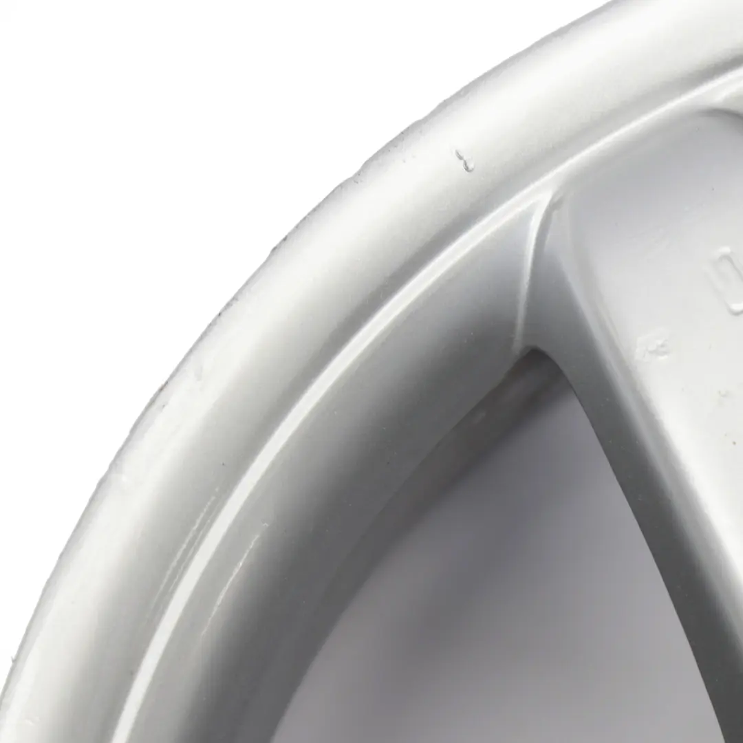 Cerchio anteriore lega argento 18" 7.5J ET:37 per Mercedes CLK W209 C209 con numero di parte A2094011602 Mercedes CLK W209 C209 Cerchio anteriore lega argento 18" 7.5J ET:37 - SKU A2094011602-2 - Numero di parte A2094011602