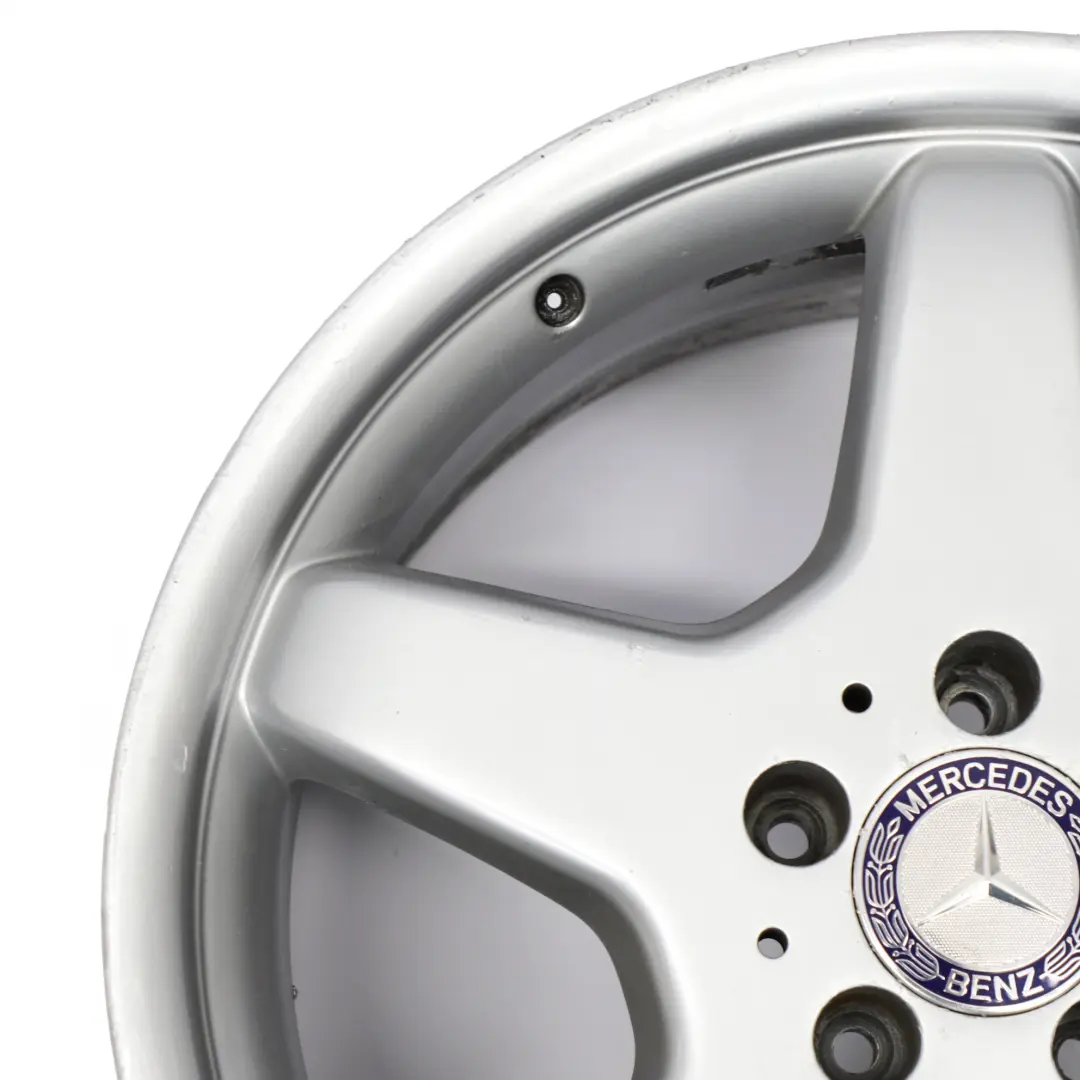 trasera plata llanta aleación 18 "8.5J ET:30 para Mercedes CLK W209 C209 con número de pieza A2094011702 Mercedes CLK W209 C209 trasera plata llanta aleación 18 "8.5J ET:30 - SKU A2094011702-1 - Número de pieza A2094011702