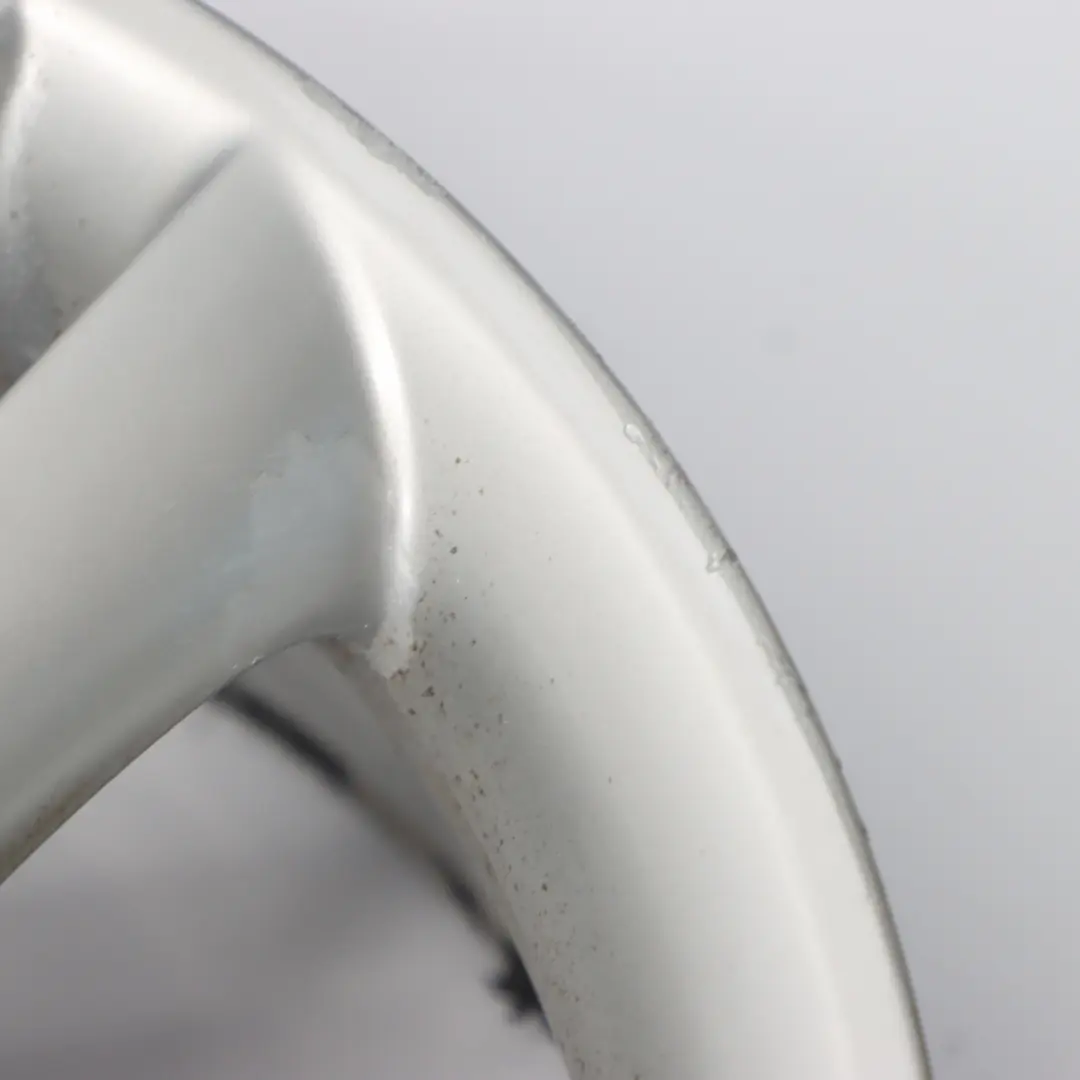 Jante Alliage Argentée Double Rayon 17" 7.5J ET:36 pour Mercedes C209 à propos du numéro de pièce A2094014102 Mercedes C209 Jante Alliage Argentée Double Rayon 17" 7.5J ET:36 - SKU A2094014102 - Numéro de pièce A2094014102