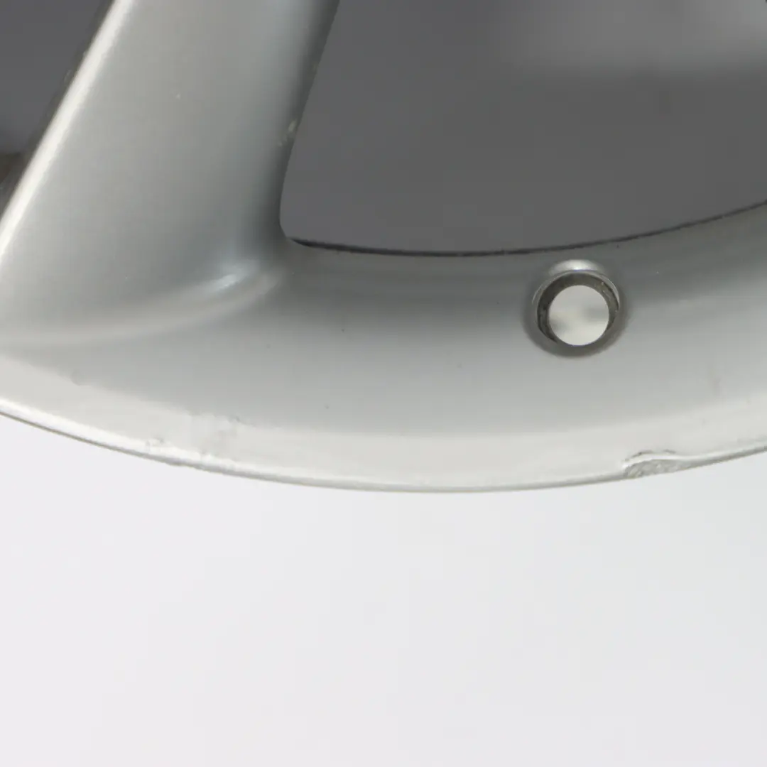 Silberne Leicht metall felge 17" 8.5J ET:30 für Mercedes C209 mit Teilenummer A2094014302 Mercedes C209 Silberne Leicht metall felge 17" 8.5J ET:30 - SKU A2094014302 - Teilenummer A2094014302