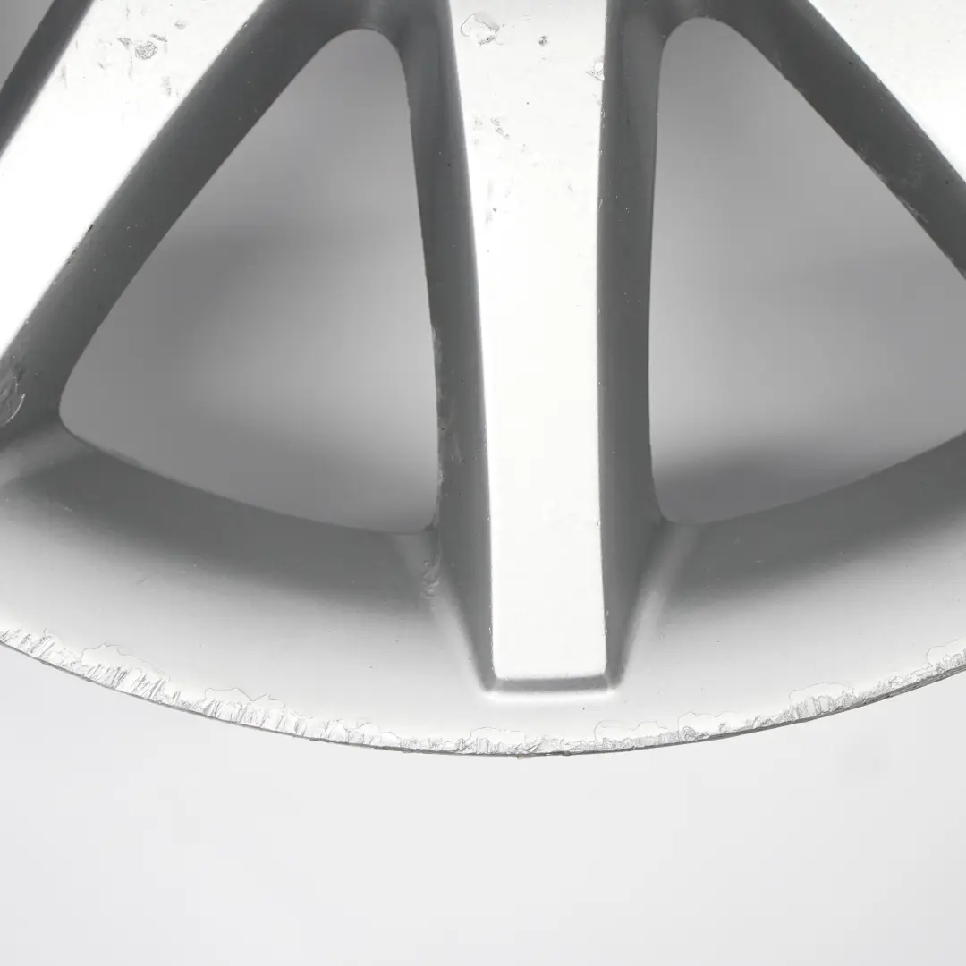 llanta trasera aleación plata 17 "8.5J ET:30 para Mercedes CLK W209 C209 con número de pieza A2094014502 Mercedes CLK W209 C209 llanta trasera aleación plata 17 "8.5J ET:30 - SKU A2094014502-1 - Número de pieza A2094014502