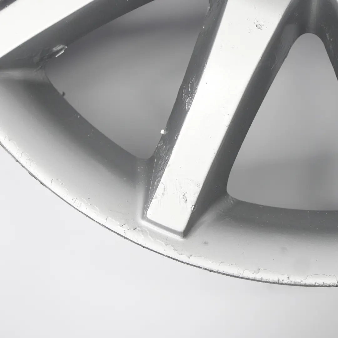 Felge hinten silber 17" 8.5J ET:30 für Mercedes CLK W209 C209 mit Teilenummer A2094014502 Mercedes CLK W209 C209 Felge hinten silber 17" 8.5J ET:30 - SKU A2094014502-2 - Teilenummer A2094014502