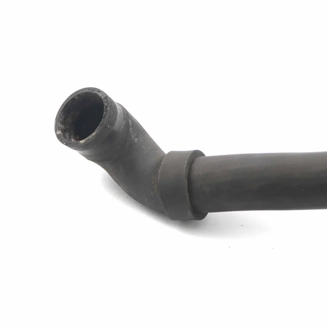 Tubo dell'acqua Mercedes CL203 W209 OM646 liquido raffreddamento per con numero di parte A2095013382 Tubo dell'acqua Mercedes CL203 W209 OM646 liquido raffreddamento - SKU A2095013382 - Numero di parte A2095013382