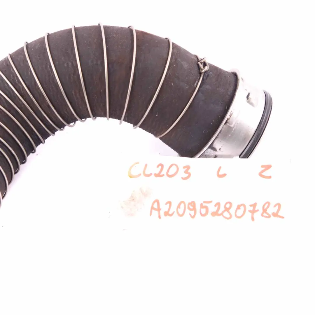 Tuyau Intercooler Mercedes CL203 C209 Charge Admission Air Essence pour à propos du numéro de pièce A2045280782 Tuyau Intercooler Mercedes CL203 C209 Charge Admission Air Essence - SKU A2095280782 - Numéro de pièce A2045280782