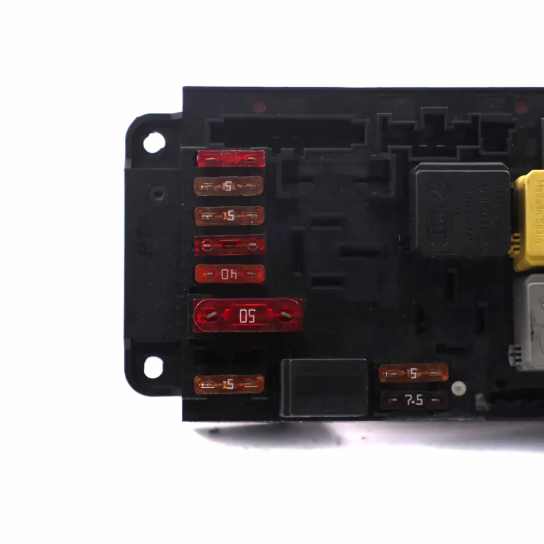 Scatola fusibili Modulo unità controllo relè SAM per Mercedes CLK W209 con numero di parte A2095450001 Mercedes CLK W209 Scatola fusibili Modulo unità controllo relè SAM - SKU A2095450001 - Numero di parte A2095450001