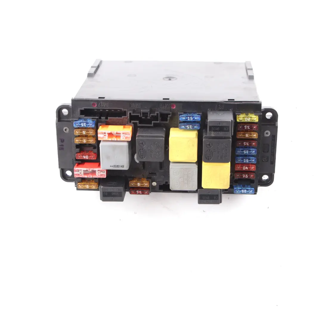 Caja fusibles Mercedes CLK W203 W209 Módulo SAM delantero control para con número de pieza A2095451401 Caja fusibles Mercedes CLK W203 W209 Módulo SAM delantero control - SKU A2095451401 - Número de pieza A2095451401