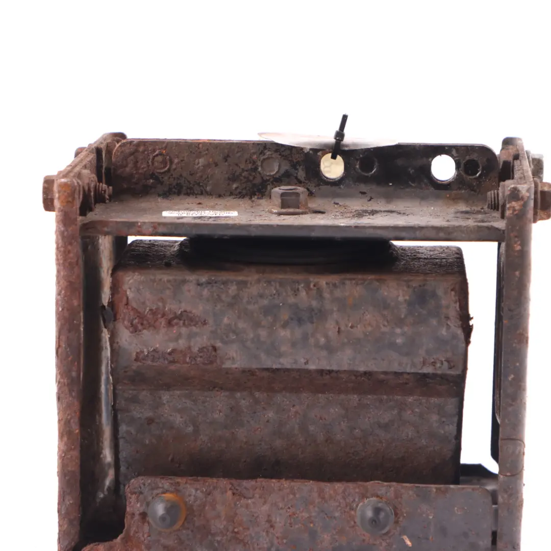 Ammortizzatore di rinforzo anteriore A2096200314 per Mercedes W209 Cabrio con numero di parte A2096200382 Mercedes W209 Cabrio Ammortizzatore di rinforzo anteriore A2096200314 - SKU A2096200382 - Numero di parte A2096200382