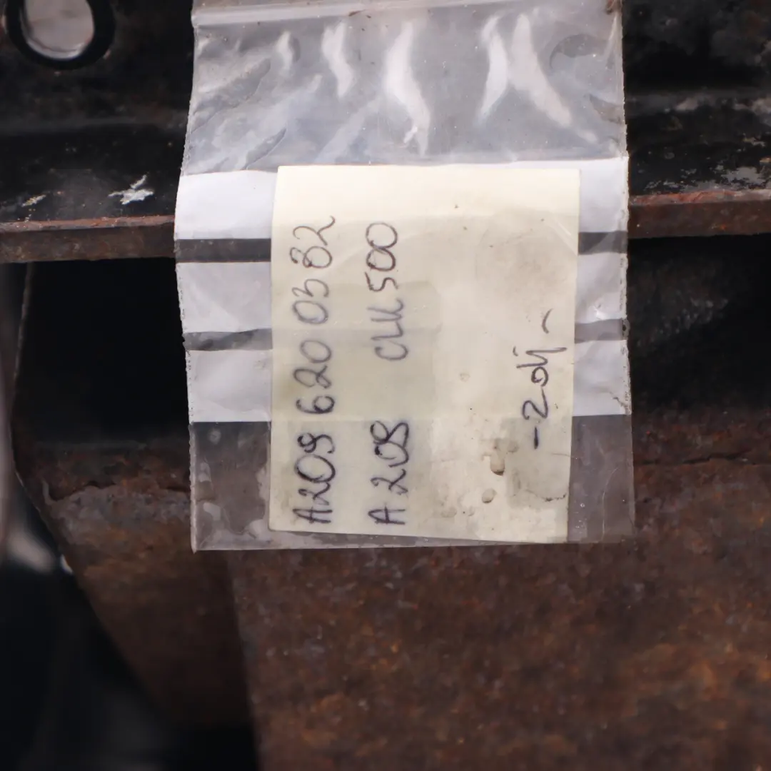 Tłumik Drgań Przedni A2096200314 do Mercedes W209 Cabrio o numerze A2096200382 Mercedes W209 Cabrio Tłumik Drgań Przedni A2096200314 - SKU A2096200382 - Numer Części A2096200382