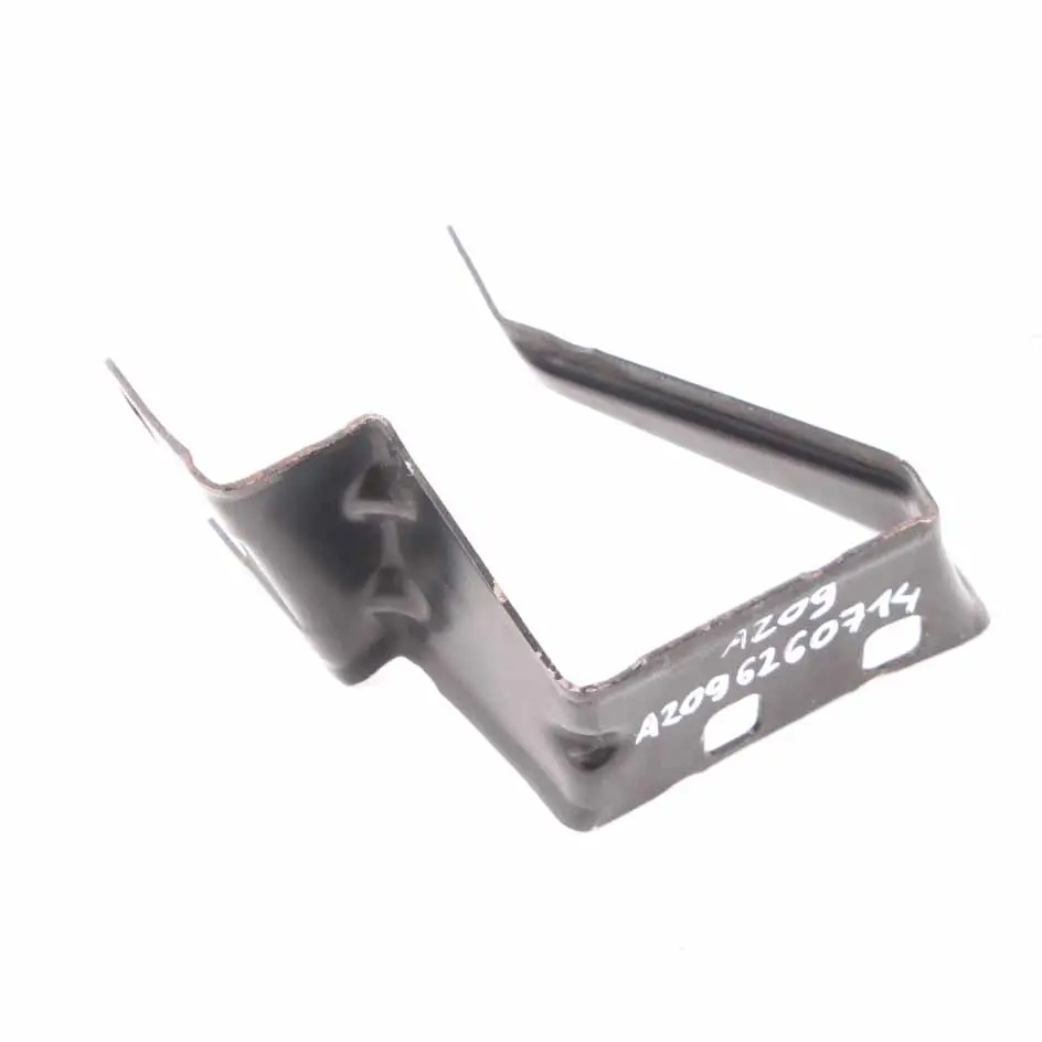 Staffa Rinforzo Paraurti Mercedes W203 W209 Anteriore Sinistra Bar per con numero di parte A2096260714 Staffa Rinforzo Paraurti Mercedes W203 W209 Anteriore Sinistra Bar - SKU A2096260714 - Numero di parte A2096260714