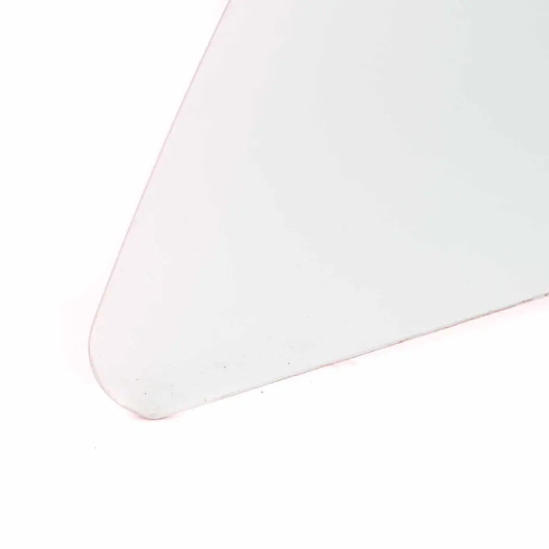 Vetro finestrino convertibile Vetro posteriore destro per Mercedes W209 con numero di parte A2096700410 Mercedes W209 Vetro finestrino convertibile Vetro posteriore destro - SKU A2096700410 - Numero di parte A2096700410