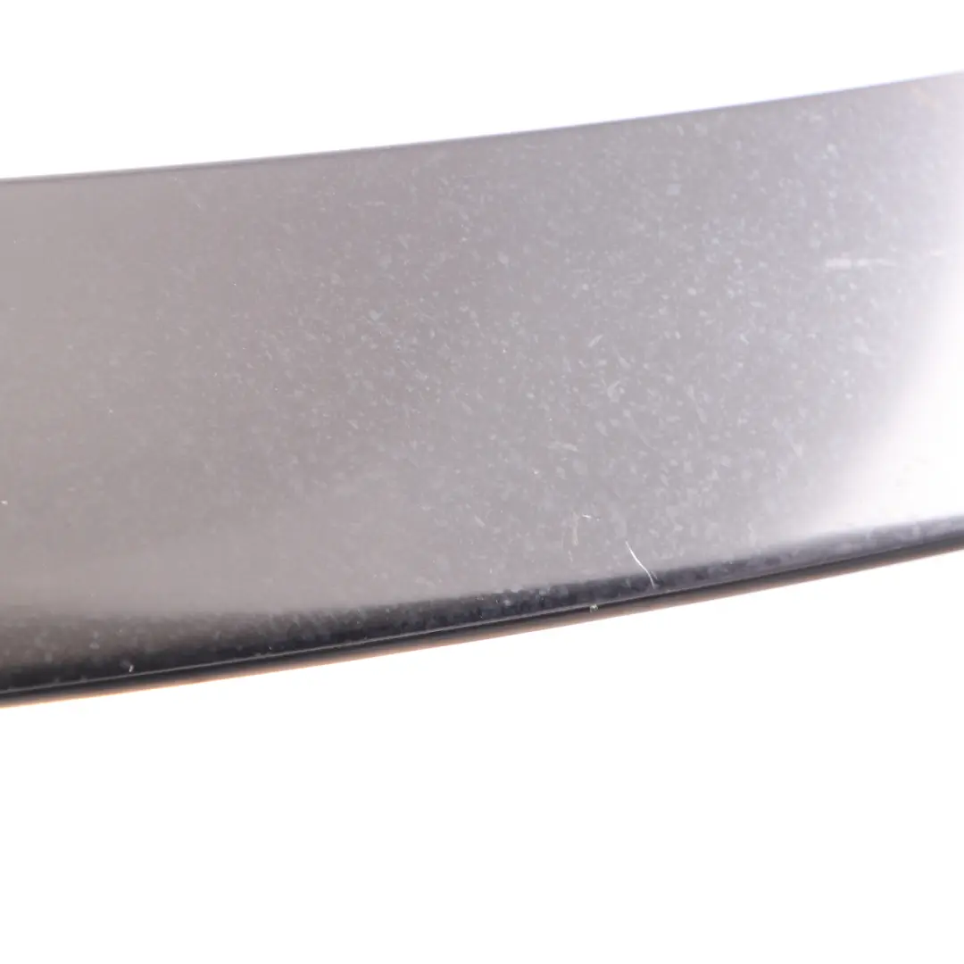 Pannello rivestimento del parabrezza Striscia superiore per Mercedes A209 con numero di parte A2096700722 Mercedes A209 Pannello rivestimento del parabrezza Striscia superiore - SKU A2096700722 - Numero di parte A2096700722