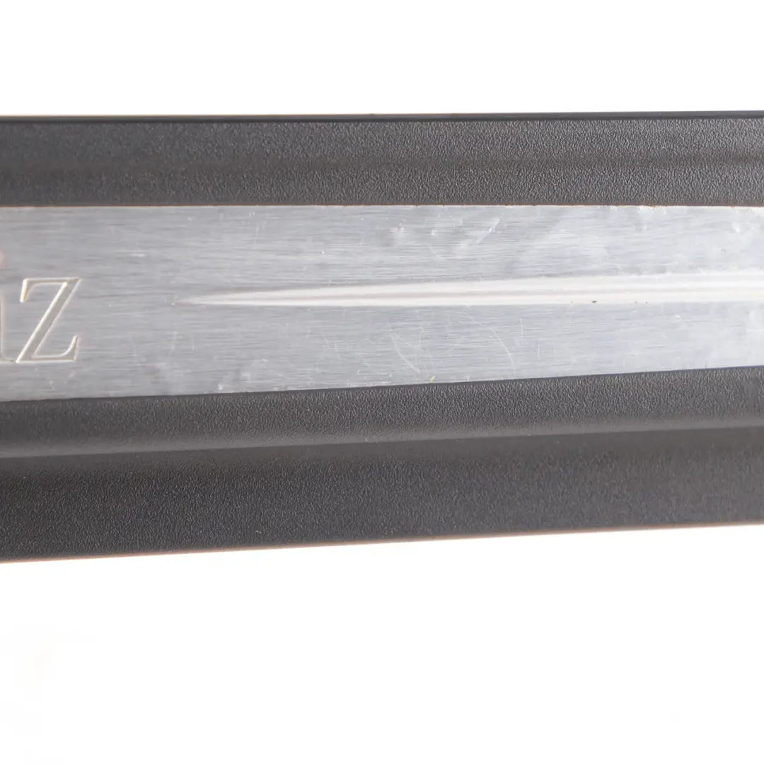 Mercedes CLK C209 W209 Plaque de seuil avant gauche Couvre-plaque - SKU A2096800135 - Numéro de pièce A2096800135