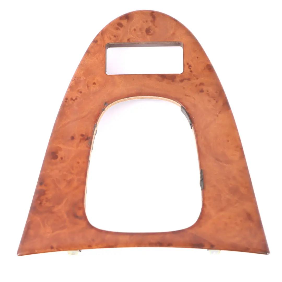 Embellecedor Consola Central Madera Raíz Nogal para Mercedes A209 con número de pieza A2096800382 Mercedes A209 Embellecedor Consola Central Madera Raíz Nogal - SKU A2096800382 - Número de pieza A2096800382