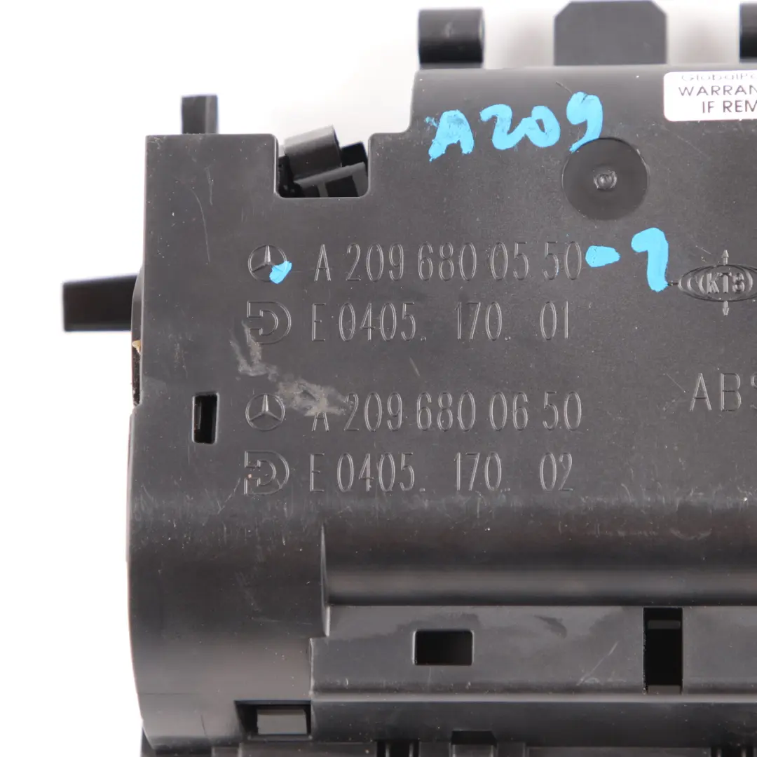 Console Centrale Vassoio Portacenere Anteriore per Mercedes CLK W209 con numero di parte A2096800550 Mercedes CLK W209 Console Centrale Vassoio Portacenere Anteriore - SKU A2096800550-1 - Numero di parte A2096800550