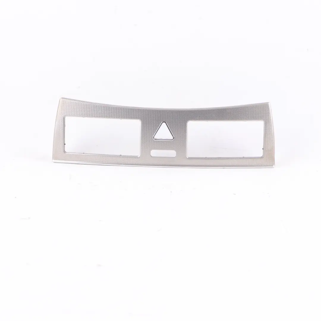 Consola Interruptor de Peligro Marco Cubierta Alu para Mercedes CLK C209 con número de pieza A2096802707 Mercedes CLK C209 Consola Interruptor de Peligro Marco Cubierta Alu - SKU A2096802707 - Número de pieza A2096802707