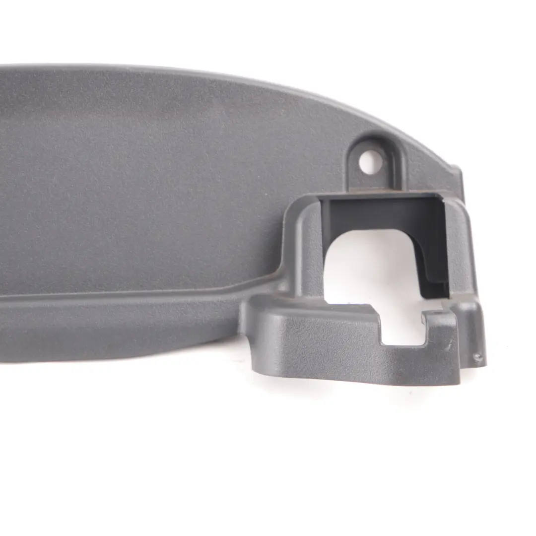 Bordo carico bagagliaio Pannello rivestimento grigio per Mercedes A209 con numero di parte A2096900276 Mercedes A209 Bordo carico bagagliaio Pannello rivestimento grigio - SKU A2096900276 - Numero di parte A2096900276