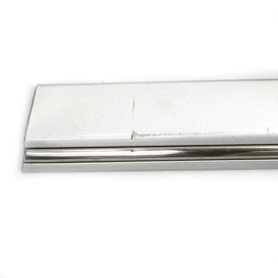 Mercedes C209 Modanatura Porta Anteriore Sinistra Trim Iridium Silver - 775 - SKU A2096901182-IRS - Numero di parte A2096901182