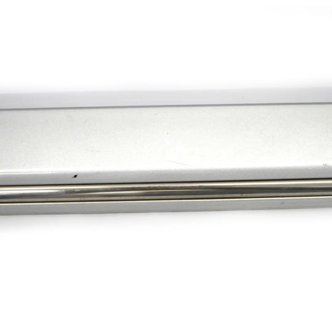 Moldura Puerta Delantera Izquierda Embellecedor Plata Iridium-775 para Mercedes C209 con número de pieza A2096901182 Mercedes C209 Moldura Puerta Delantera Izquierda Embellecedor Plata Iridium-775 - SKU A2096901182-IRS - Número de pieza A2096901182