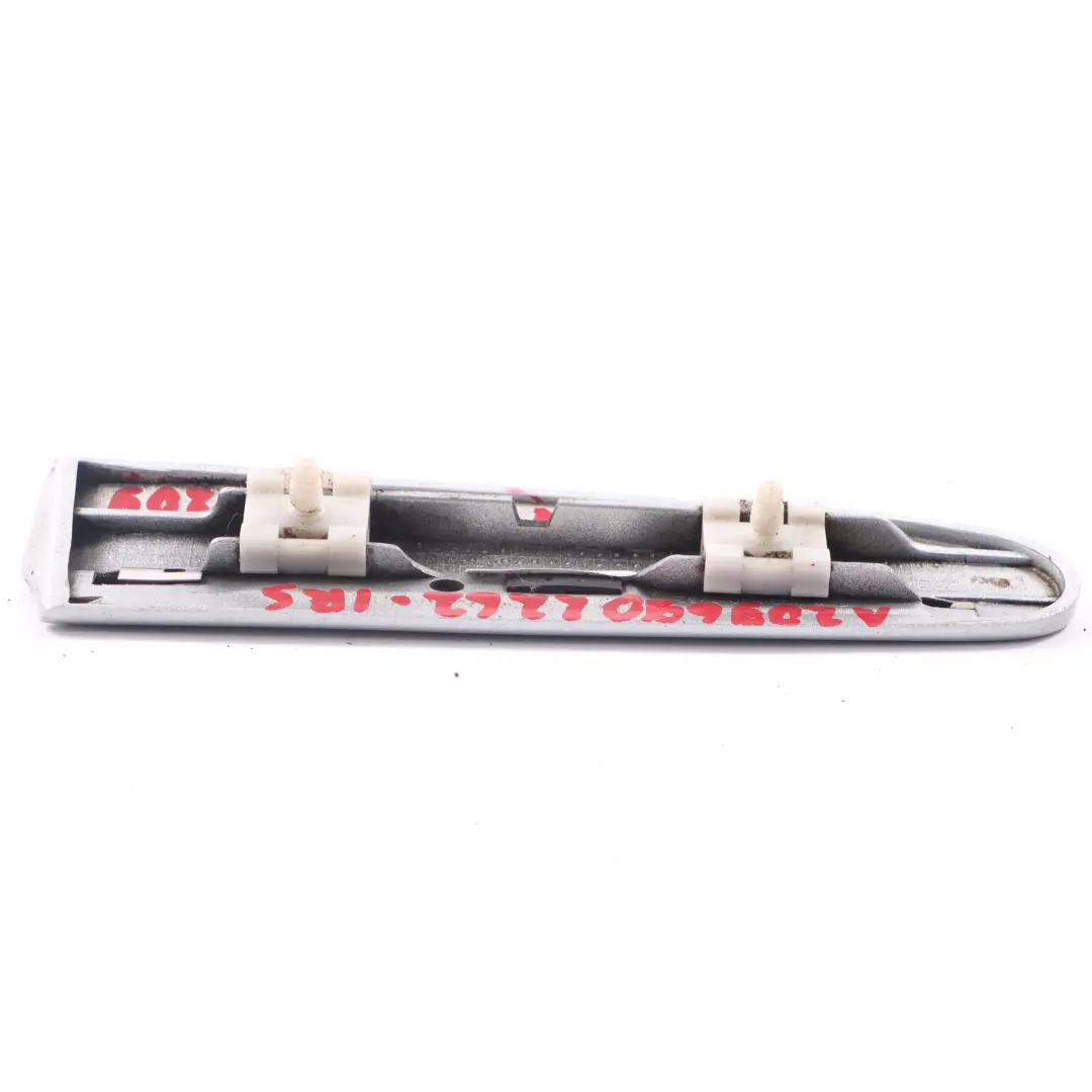 Mercedes CLK C209 Moulure Aile Avant Droite Argent Iridium - SKU A2096902262-IRS - Numéro de pièce A2096902262