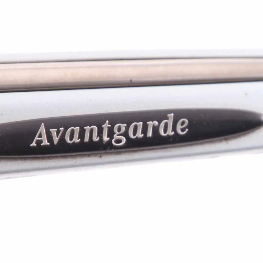 Mercedes CLK W209 Moulure d'aile avant droite Tellurium Silver - 762 - SKU A2096902262-TES - Numéro de pièce A2096902262