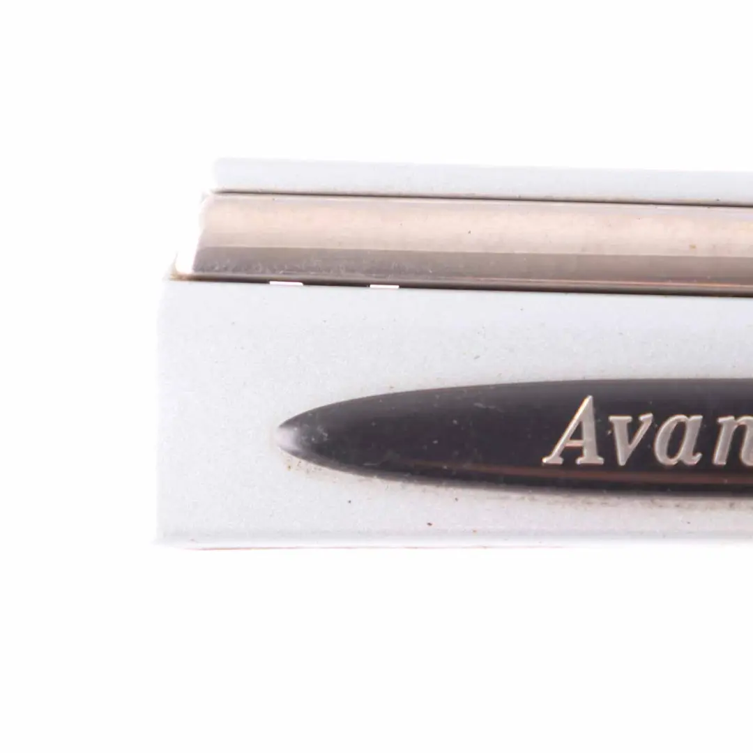 Mercedes CLK W209 Moulure d'aile avant droite Tellurium Silver - 762 - SKU A2096902262-TES - Numéro de pièce A2096902262