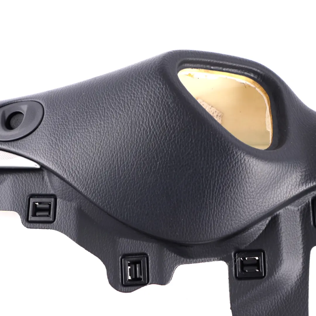 Rivestimento laterale posteriore sinistro Pannello copertura in per Mercedes A209 con numero di parte A2096902326 Mercedes A209 Rivestimento laterale posteriore sinistro Pannello copertura in - SKU A2096902326 - Numero di parte A2096902326