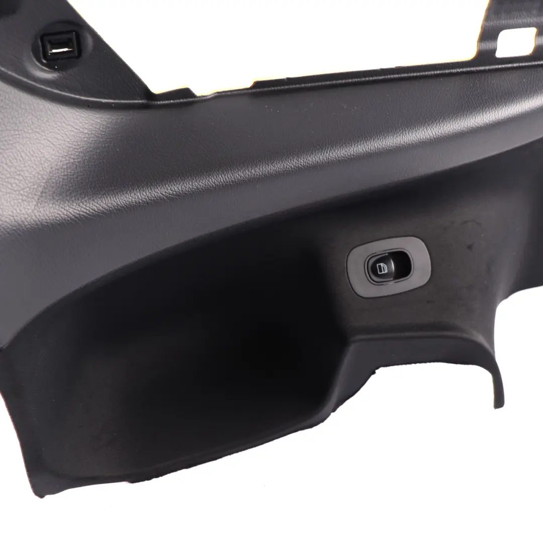  Embellecedor Lateral Mercedes A209 Panel Revestimiento Tela Trasera Izquierda - SKU A2096902326 - Número de pieza A2096902326