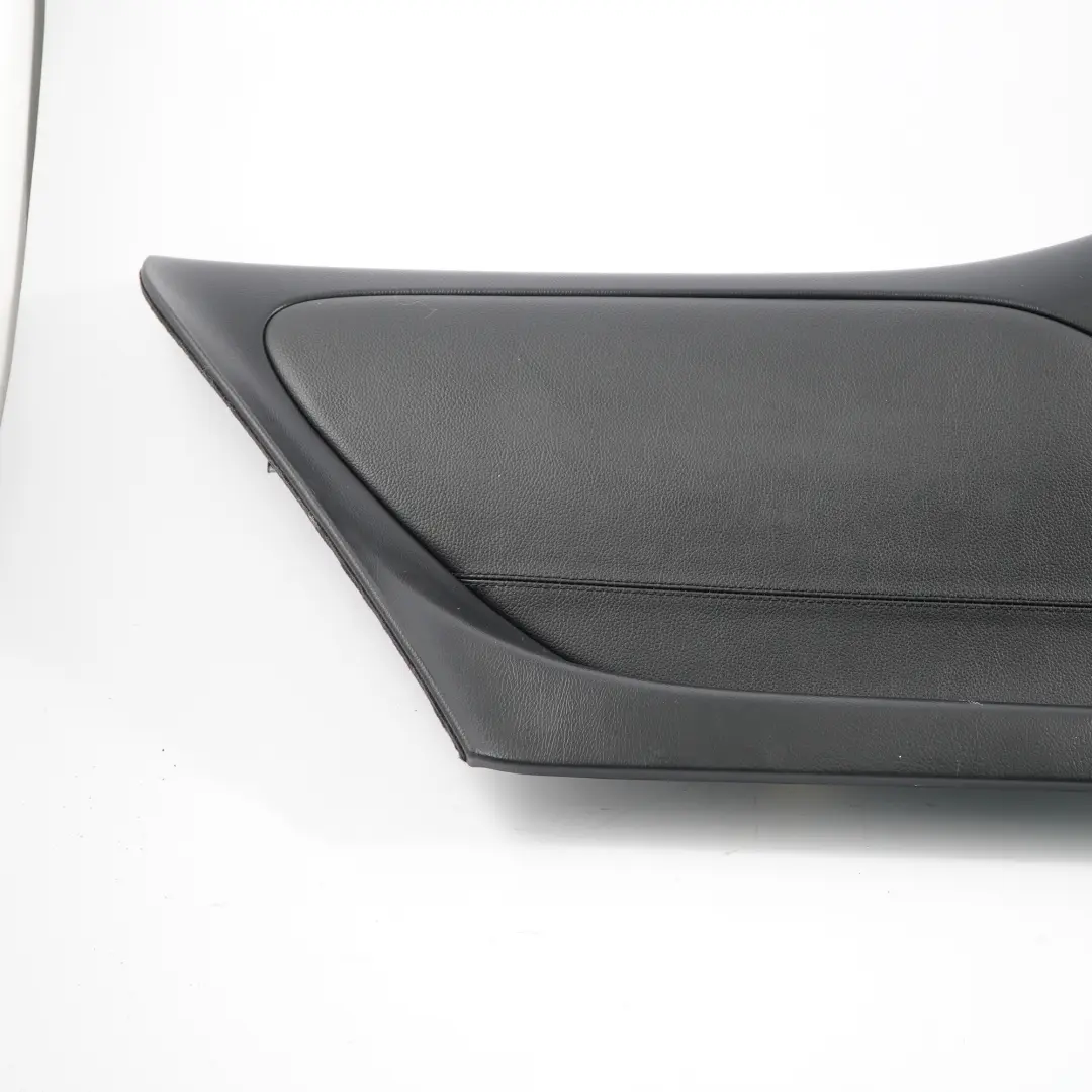 Mercedes CLK C209 Panneau de garniture latérale arrière gauche Tissu Cuir Noir - SKU A2096902726 - Numéro de pièce A2096902726
