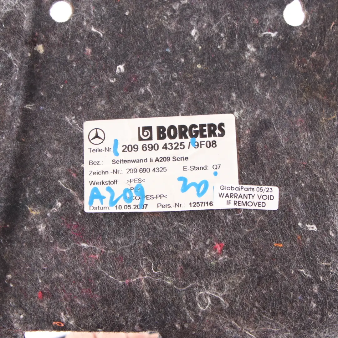 Coffre Bagages Panneau Gauche Compartiment Bagages pour Mercedes A209 à propos du numéro de pièce A2096904325 Mercedes A209 Coffre Bagages Panneau Gauche Compartiment Bagages - SKU A2096904325 - Numéro de pièce A2096904325