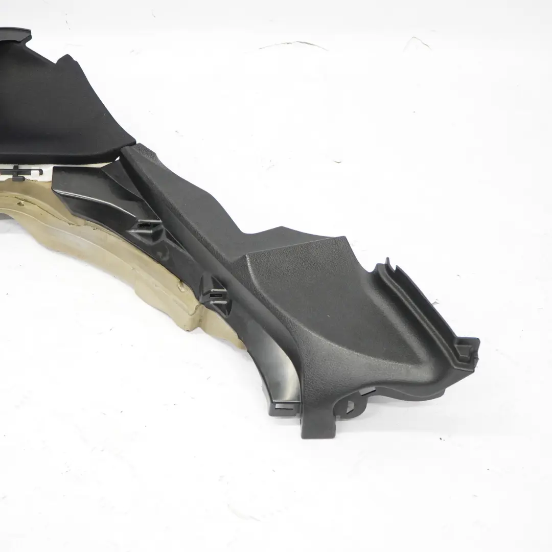 Panneau d'habillage latéral inférieur arrière gauche Tissu noir pour Mercedes C209 à propos du numéro de pièce A2096907925 Mercedes C209 Panneau d'habillage latéral inférieur arrière gauche Tissu noir - SKU A2096907925 - Numéro de pièce A2096907925