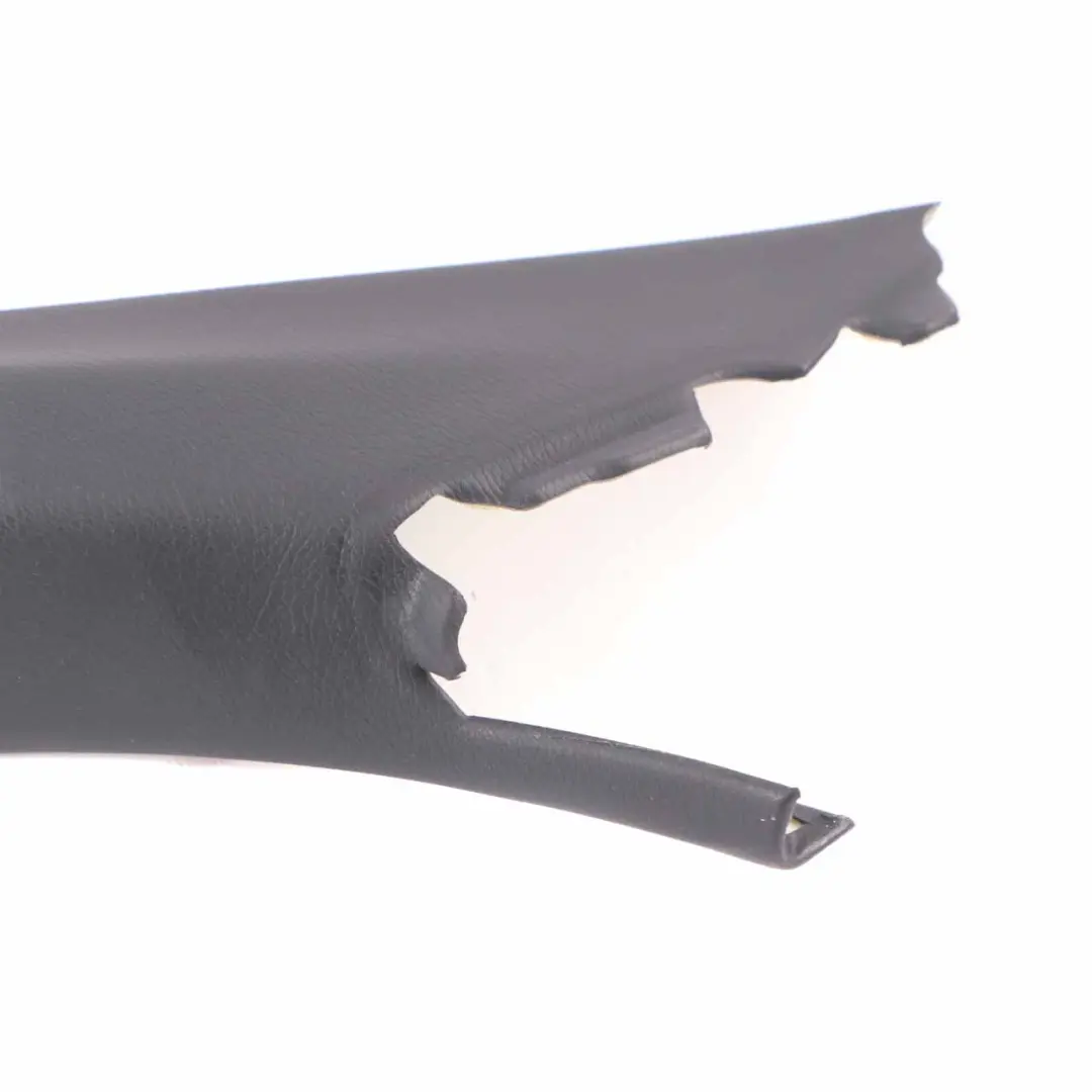 Rivestimento interno del montante sinistro per Mercedes CLK W209 Cabrio con numero di parte A2096920100 Mercedes CLK W209 Cabrio Rivestimento interno del montante sinistro - SKU A2096920100-1 - Numero di parte A2096920100