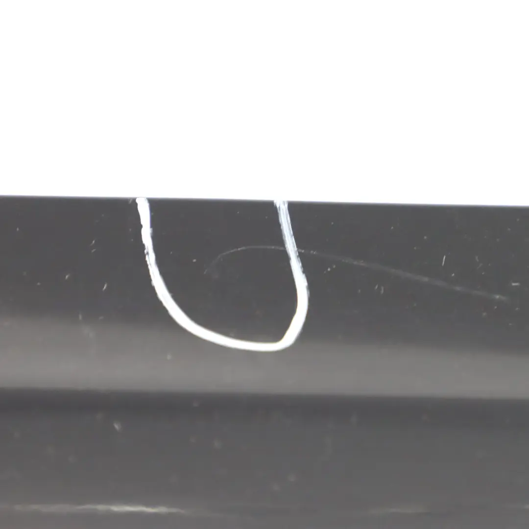 jupe latérale droite couvre seuil de porte noir obsidien - 197 pour Mercedes W209 à propos du numéro de pièce A2096980254 Mercedes W209 jupe latérale droite couvre seuil de porte noir obsidien - 197 - SKU A2096980254-OB - Numéro de pièce A2096980254