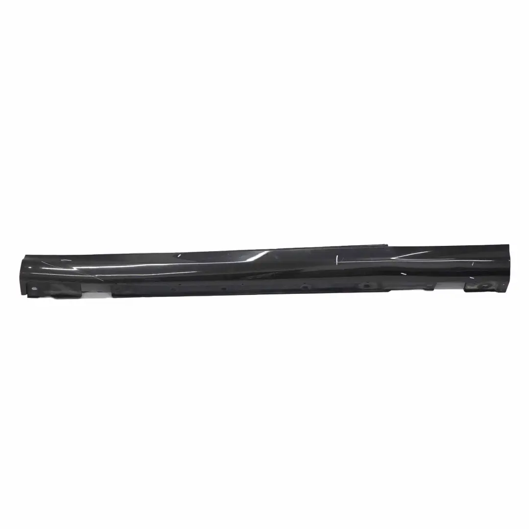 Mercedes C209 Embellecedor Umbral Puerta Lateral Izquierdo Obsidian Black 197 - SKU A2096980354-OB - Número de pieza A2096980354
