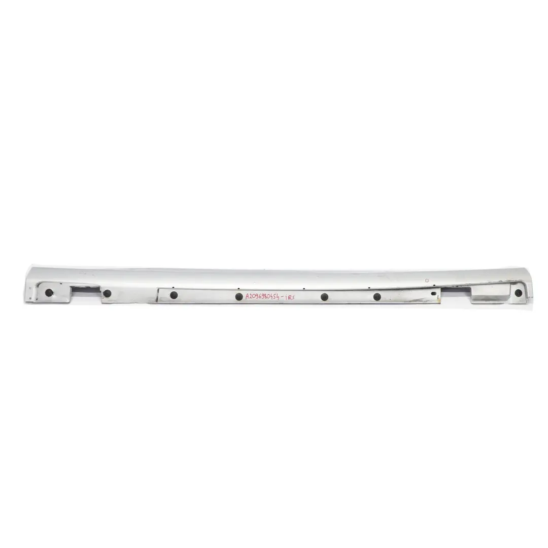 Mercedes CLK C209 Próg Prawy Listwa Nakładka Srebrny Iridium Silver - 775 - SKU A2096980454-IRS - Numer Części A2096980454