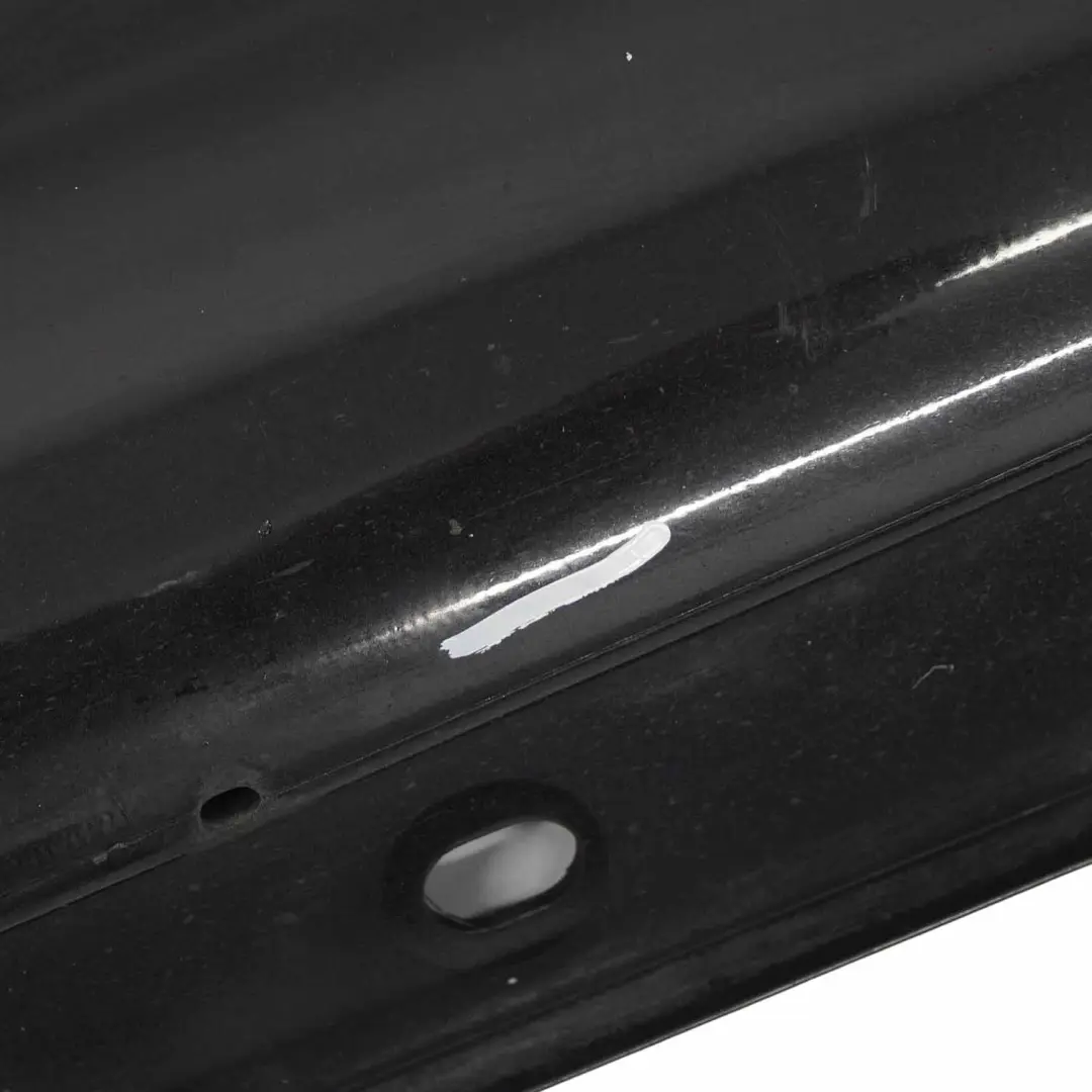 Puerta Sill Side Cover Faldon Derecho Obsidian Black 197 para Mercedes CLK C209 con número de pieza A2096980454 Mercedes CLK C209 Puerta Sill Side Cover Faldon Derecho Obsidian Black 197 - SKU A2096980454-OB - Número de pieza A2096980454