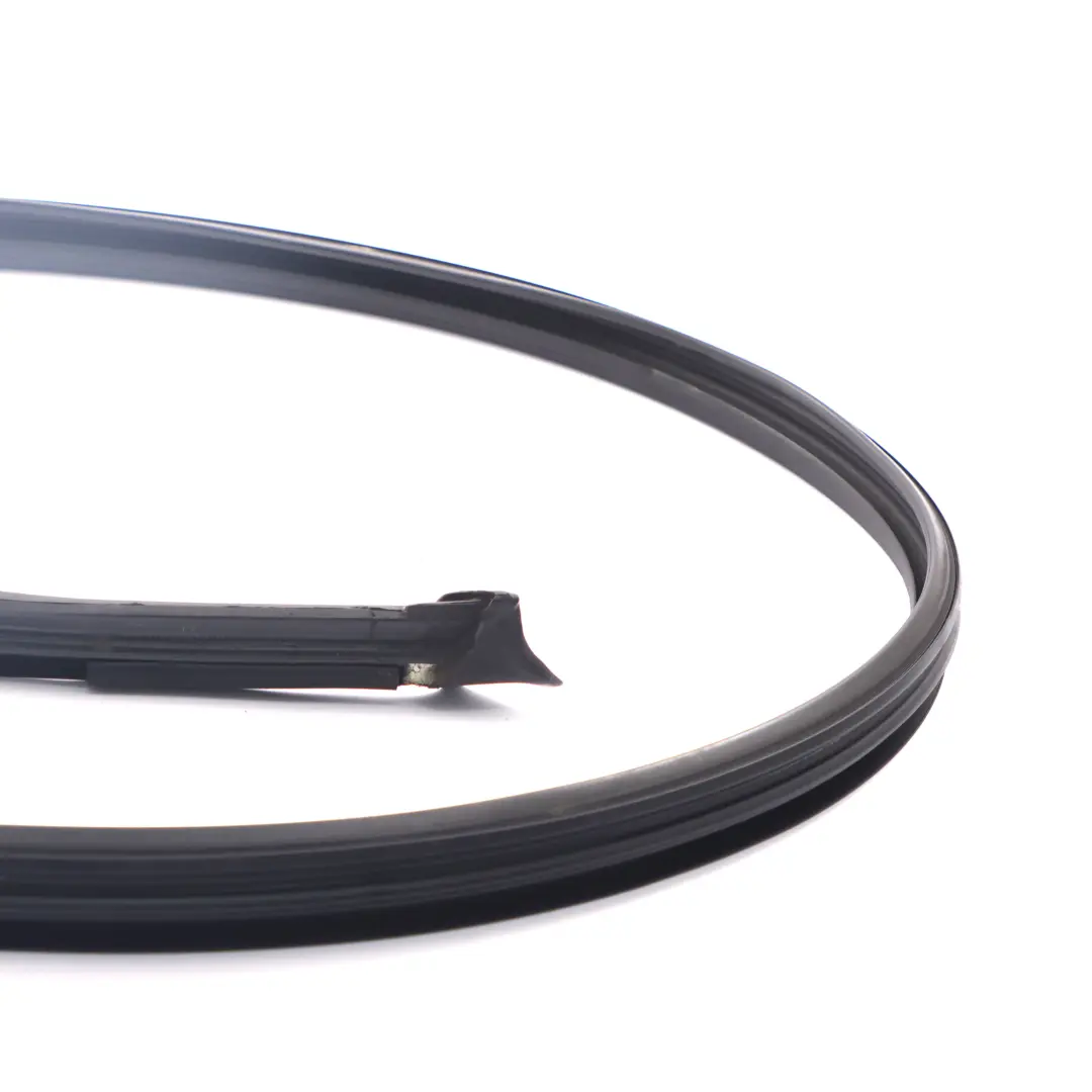 Joint vitre porte avant gauche Joint d'étanchéité pour Mercedes CLK C209 à propos du numéro de pièce A2097200154 Mercedes CLK C209 Joint vitre porte avant gauche Joint d'étanchéité - SKU A2097200154 - Numéro de pièce A2097200154