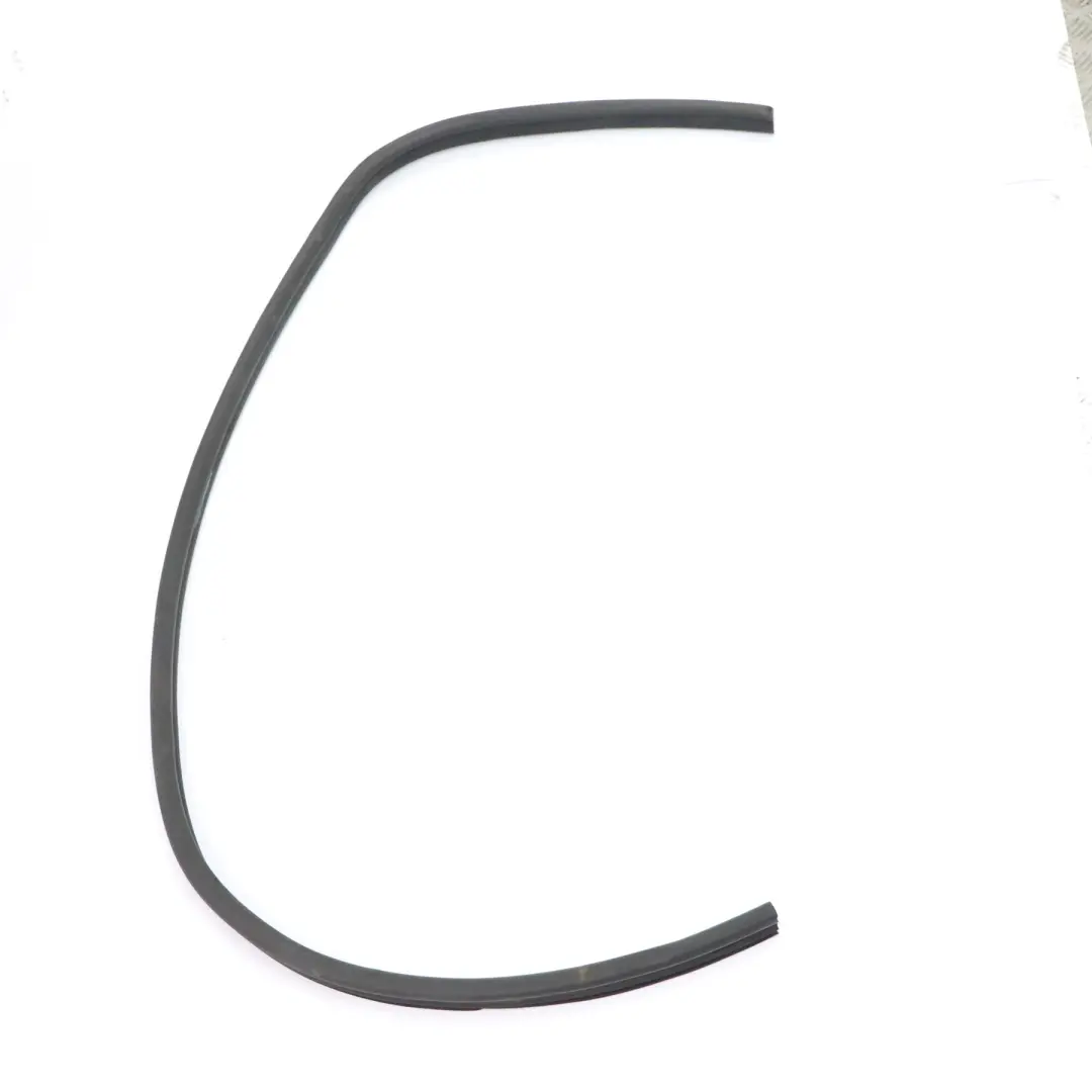 Junta de la ventana de la puerta delantera izquierda para Mercedes A209 con número de pieza A2097200178 Mercedes A209 Junta de la ventana de la puerta delantera izquierda - SKU A2097200178 - Número de pieza A2097200178