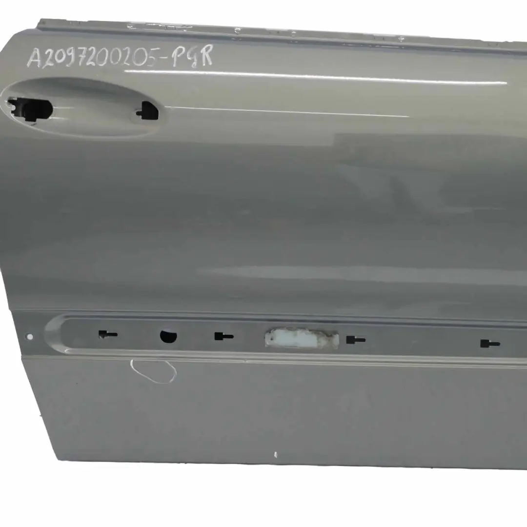 Porta anteriore destra Grigio Perlite metallizzato - 747 per Mercedes W209 con numero di parte A2097200205 Mercedes W209 Porta anteriore destra Grigio Perlite metallizzato - 747 - SKU A2097200205-PGR - Numero di parte A2097200205