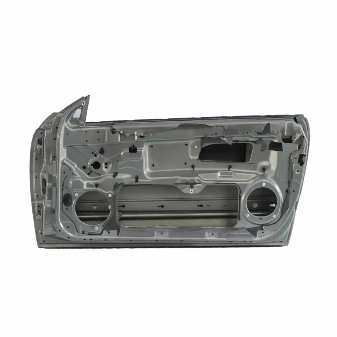 Puerta Delantera Derecha Gris Perlita Metalizado - 747 para Mercedes W209 con número de pieza A2097200205 Mercedes W209 Puerta Delantera Derecha Gris Perlita Metalizado - 747 - SKU A2097200205-PGR - Número de pieza A2097200205
