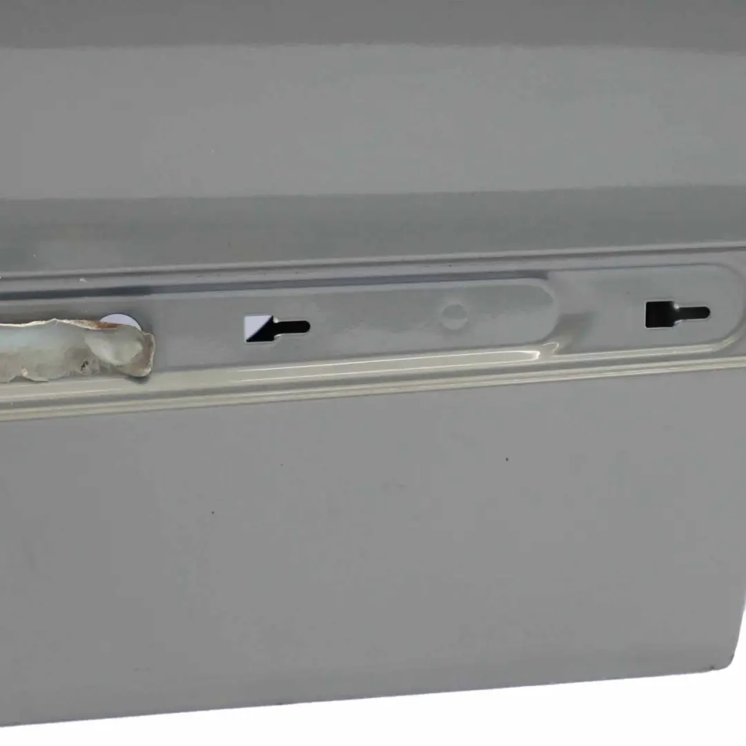 Drzwi Prawy Przód Perlite Grey 747 do Mercedes W209 o numerze A2097200205 Mercedes W209 Drzwi Prawy Przód Perlite Grey 747 - SKU A2097200205-PGR - Numer Części A2097200205