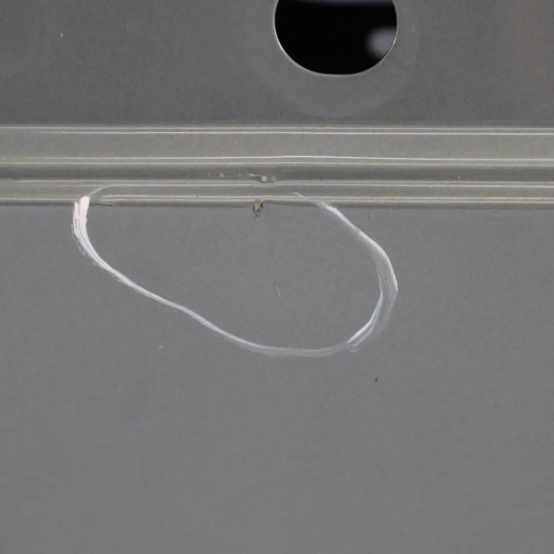 Porta anteriore destra Grigio Perlite metallizzato - 747 per Mercedes W209 con numero di parte A2097200205 Mercedes W209 Porta anteriore destra Grigio Perlite metallizzato - 747 - SKU A2097200205-PGR - Numero di parte A2097200205