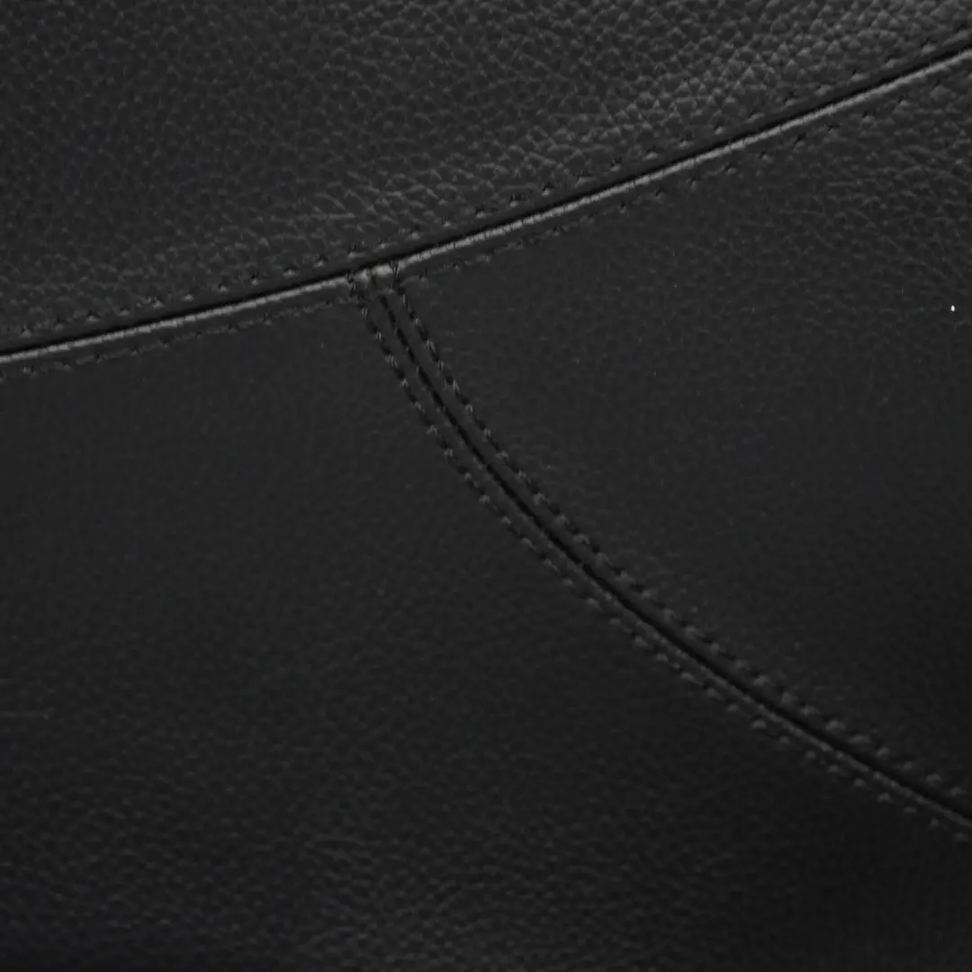 Türkarte vorne links Türverkleidung Trim Panel Schwarz für Mercedes CLK C209 mit Teilenummer A2097200372 Mercedes CLK C209 Türkarte vorne links Türverkleidung Trim Panel Schwarz - SKU A2097200372 - Teilenummer A2097200372