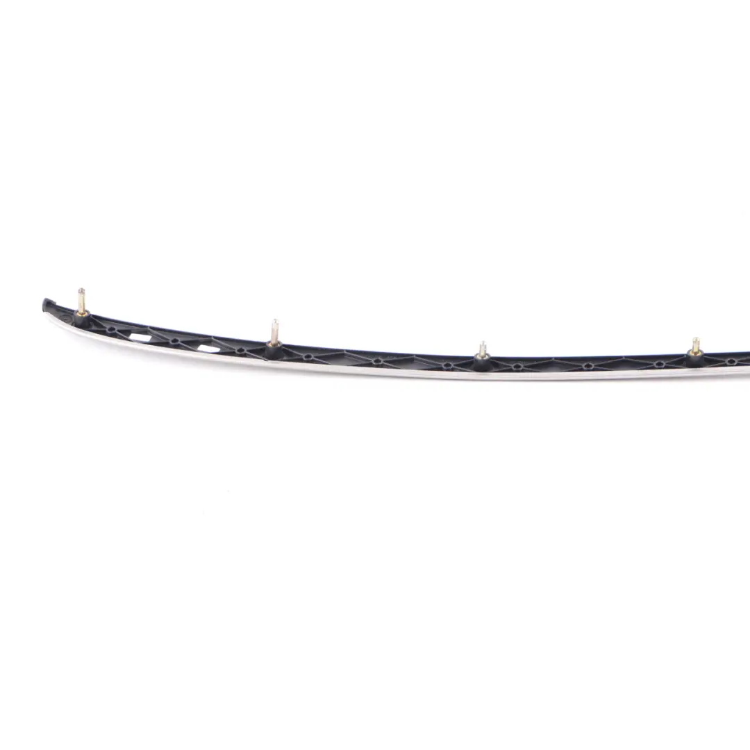 Listwa Drzwi Przednia Prawa Alu Wewnętrzna do Mercedes CLK C209 o numerze A2097202822 Mercedes CLK C209 Listwa Drzwi Przednia Prawa Alu Wewnętrzna - SKU A2097202822 - Numer Części A2097202822