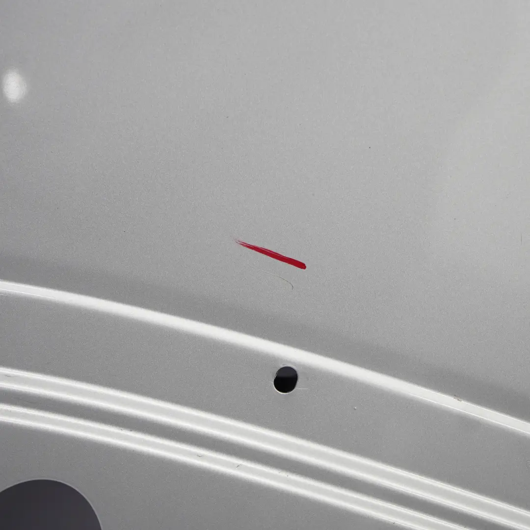 Boîte de toit pliante Housse Argent Iridium Métallisé - 775 pour Mercedes A209 à propos du numéro de pièce A2097500075 Mercedes A209 Boîte de toit pliante Housse Argent Iridium Métallisé - 775 - SKU A2097500075-IRS - Numéro de pièce A2097500075