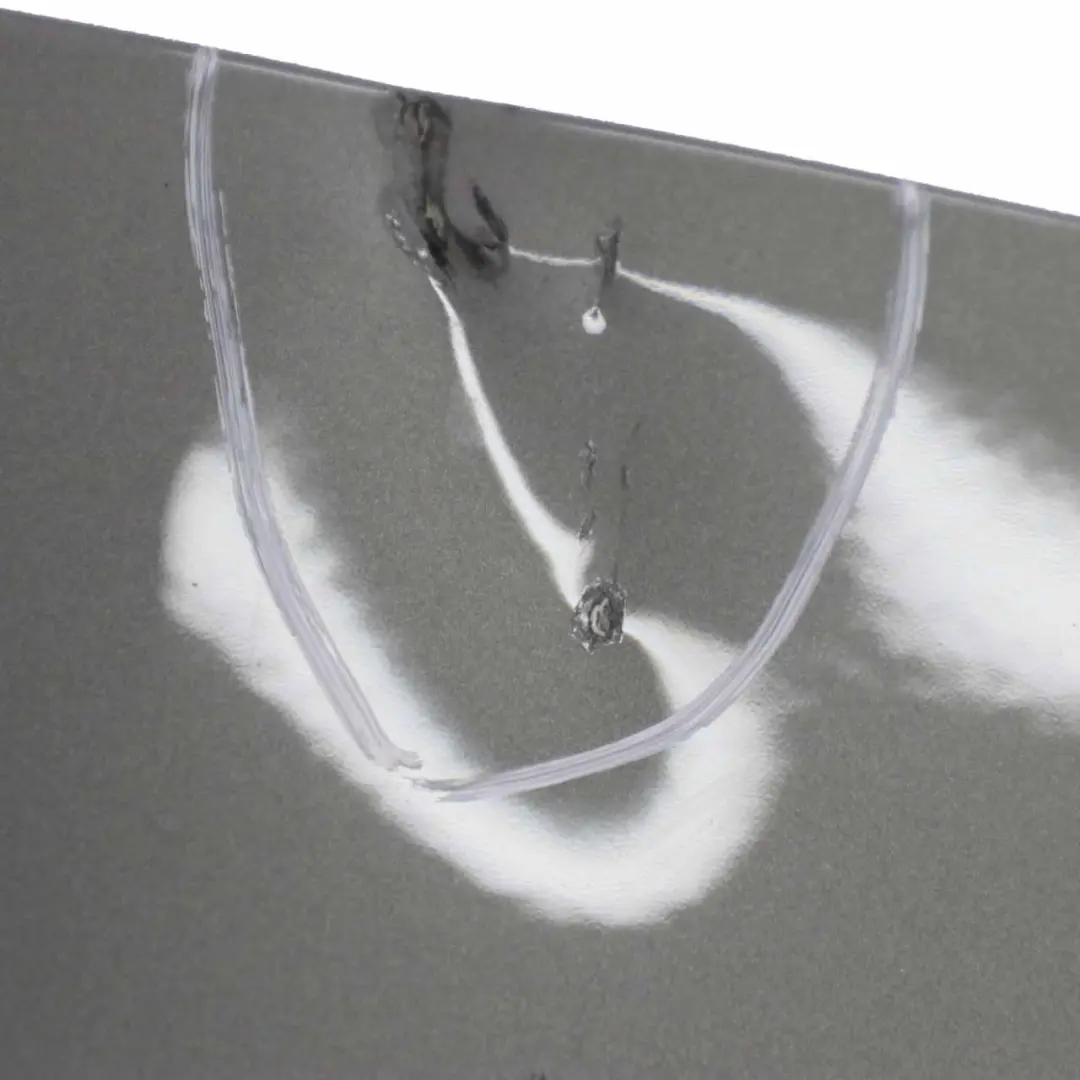 Osłona Pokrywa Bagażnika Dachu 747 do Mercedes A209 o numerze A2097500075 Mercedes A209 Osłona Pokrywa Bagażnika Dachu 747 - SKU A2097500075-PGR - Numer Części A2097500075