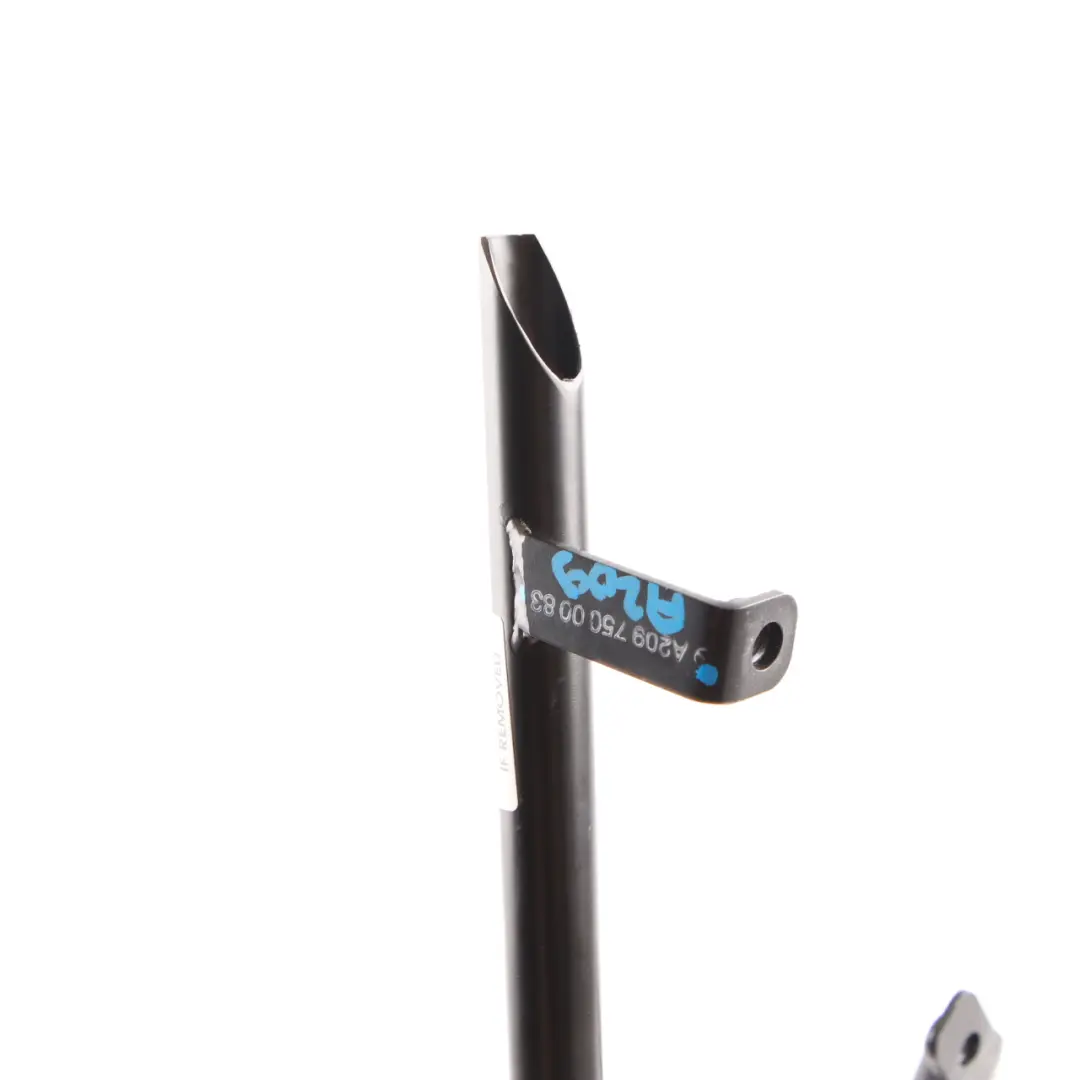 Alarme antivol Support fixation pour Mercedes CLK W209 Cabriolet à propos du numéro de pièce A2097500083 Mercedes CLK W209 Cabriolet Alarme antivol Support fixation - SKU A2097500083 - Numéro de pièce A2097500083