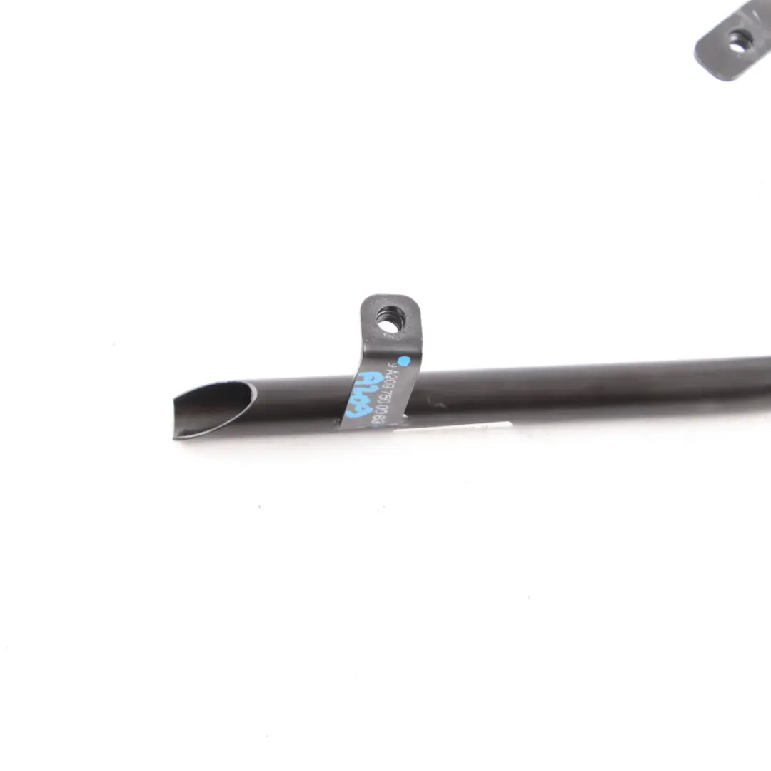 Allarme Antifurto Staffa Supporto per Mercedes CLK W209 Cabrio con numero di parte A2097500083 Mercedes CLK W209 Cabrio Allarme Antifurto Staffa Supporto - SKU A2097500083 - Numero di parte A2097500083