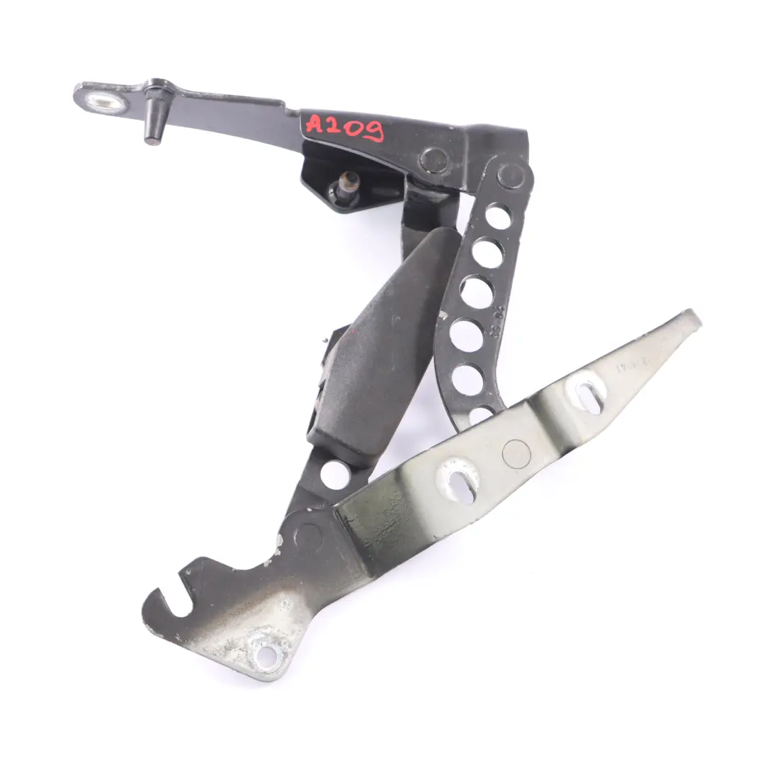 Charnière de coffre arrière droite Noir Obsidien Métallisé 197 pour Mercedes C209 à propos du numéro de pièce A2097500228 Mercedes C209 Charnière de coffre arrière droite Noir Obsidien Métallisé 197 - SKU A2097500228-OB - Numéro de pièce A2097500228