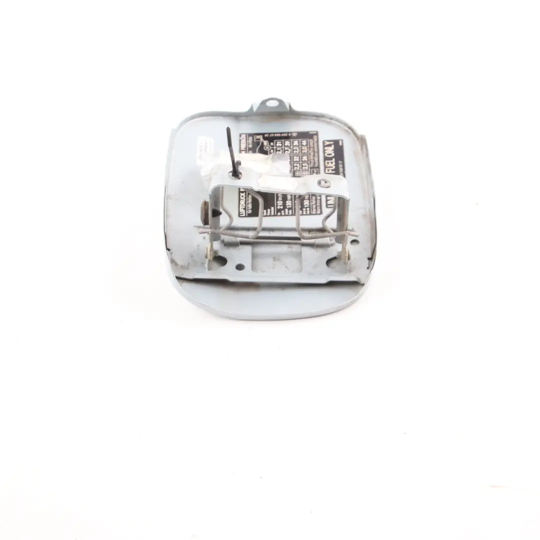 Mercedes W209 Couvercle bouchon réservoir carburant Tellurium Silver 762 - SKU A2097500406-TES - Numéro de pièce A2097500406