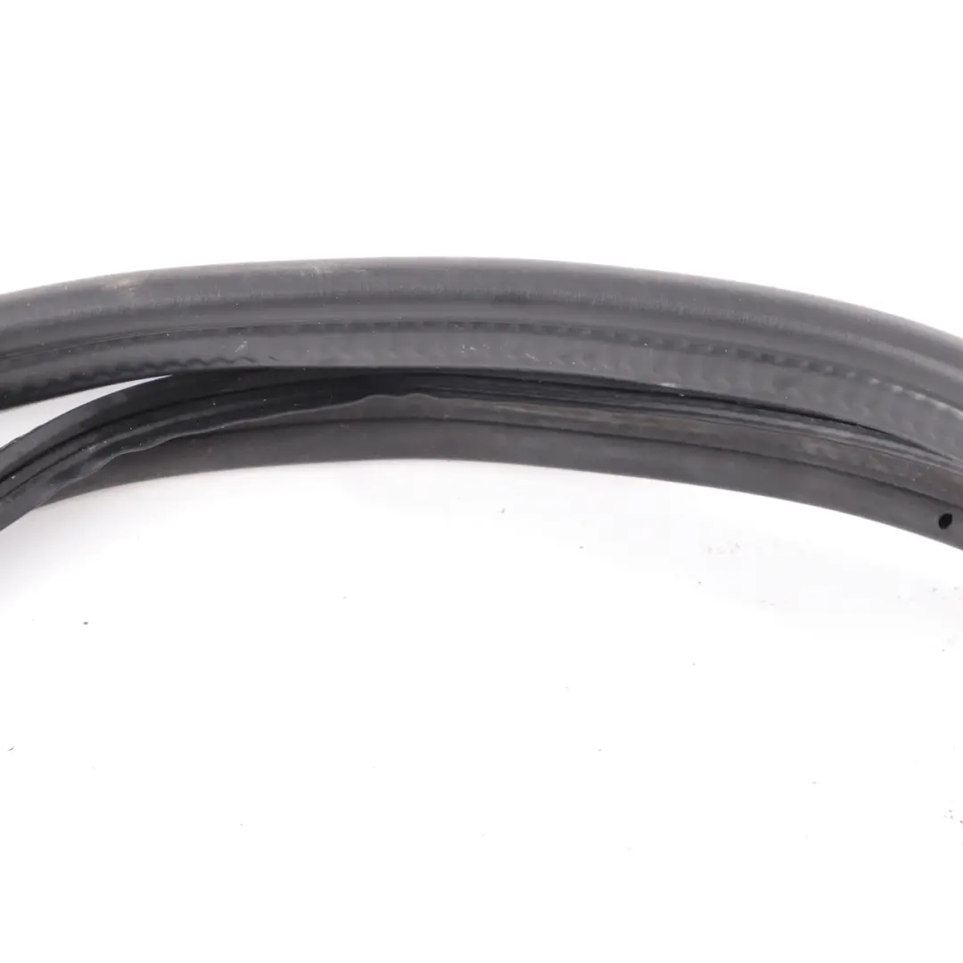 Guarnizione telaio tenuta del bagagliaio del baule A2097500198 per Mercedes W209 con numero di parte A2097500798 Mercedes W209 Guarnizione telaio tenuta del bagagliaio del baule A2097500198 - SKU A2097500798 - Numero di parte A2097500798